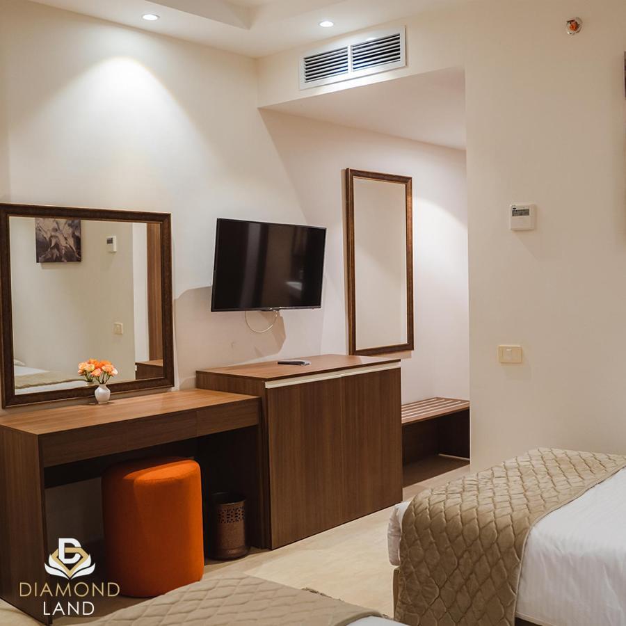 Diamond Land Hotel เท็นธ์ออฟรอมฎอนซิตี้ ภายนอก รูปภาพ